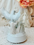 VINTAGE MUSIC BOX - BIRDS