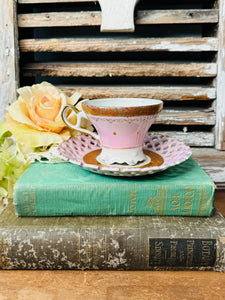 PEARLESCENT VINTAGE PINK DETAILED TEACUP AND SAUCER SET