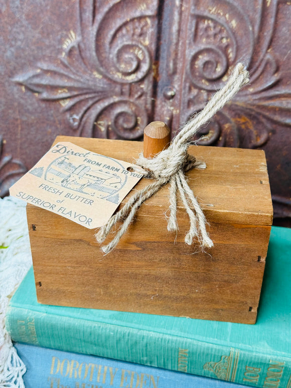 VINTAGE WOOD BUTTER BOX AND LID