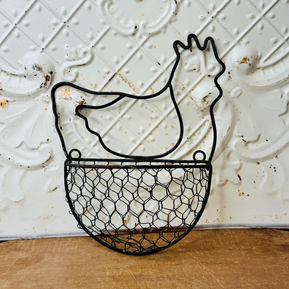 IRON CHICKEN WIRE VINTAGE ROOSTER HEN WALL BASKET