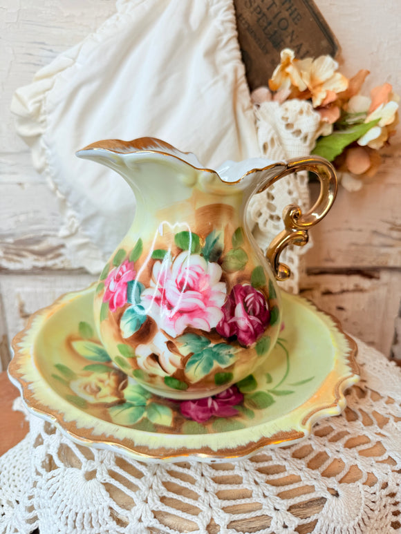LEFTON COUNTRY ROSE PITCHER