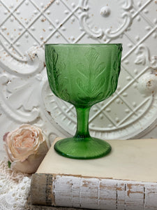 GREEN GLASS DETAILED VINTAGE COMPOTE ON PEDESTAL