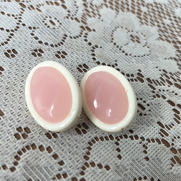 LARGE PINK STONE CLIP ON EARRINGS