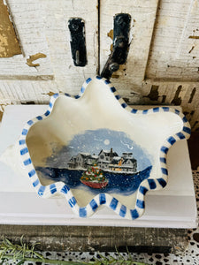 COASTAL CHRISTMAS HANDPAINTED SHELL VINTAGE DISH