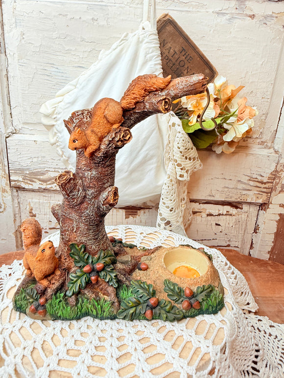 VINTAGE SQUIRRELS IN TREE WAX MELT CANDLE HOLDER DECOR