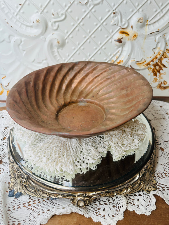 ANTIQUE COPPER SWIRL BOWL