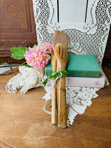 SET OF VINTAGE WOODEN KITCHEN UTENSILS #4