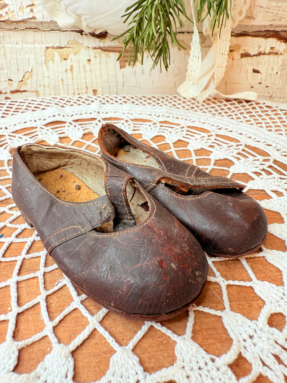 ANTIQUE LEATHER BABY SHOES