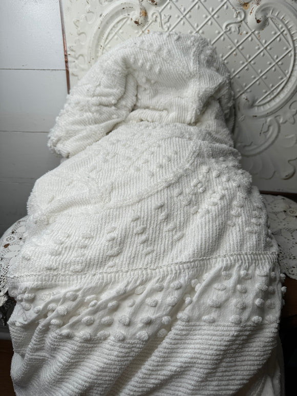 VINTAGE CHENILLE LARGE BLANKET