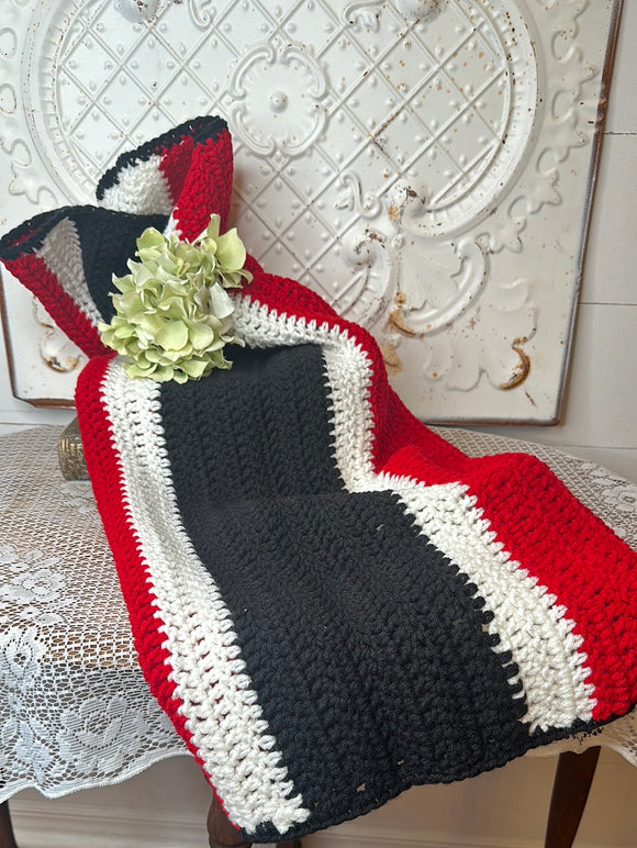 HANDMADE VINTAGE LAP AFGHAN - “HODA”