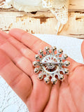 VINTAGE TEAL AND SILVER ORNATE BROOCH PIN