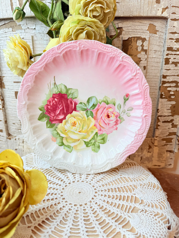 VINTAGE SHABBY CHIC MARKED FLORAL PLATE DECOR