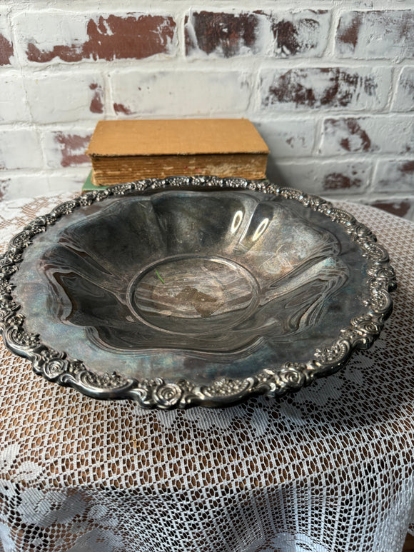 LARGE SILVER BOWL DETAILED VINTAGE