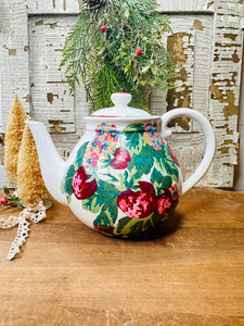VIBRANT VINTAGE UNIQUE TEAPOT