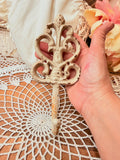 VINTAGE CAST IRON DAMASK HOOK