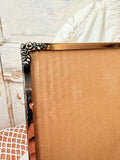VINTAGE ORNATE DETAILED FRAME