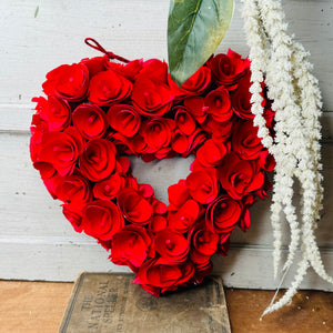 WOODCHIP VINTAGE ROSE HEART WREATH DECOR - 2 AVAILABLE