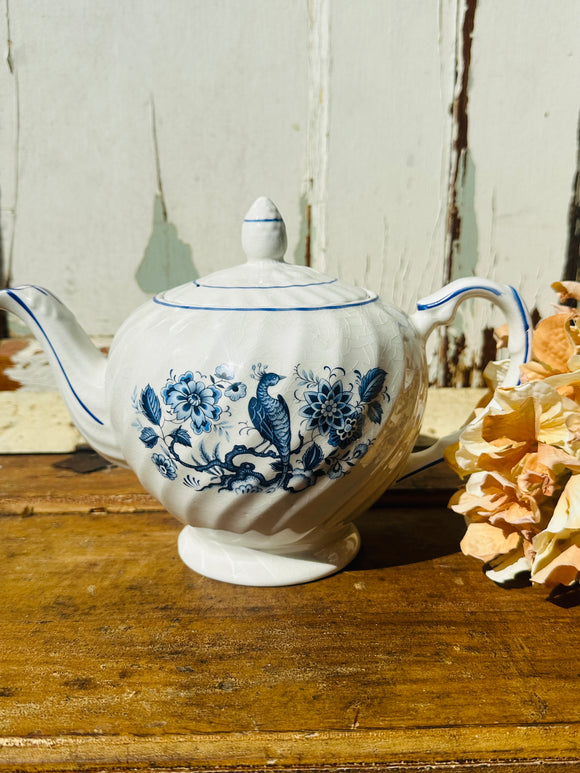VINTAGE ENGLAND BLUE PEACOCK TEAPOT