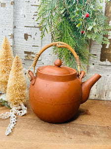 VINTAGE CLAY TEAPOT