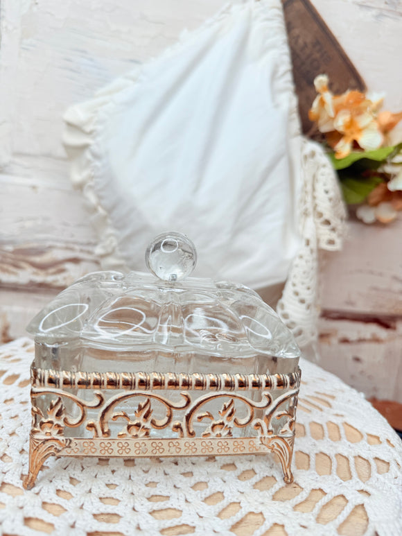 VINTAGE GLASS POWDER PUFF VANITY / ORNATE CANDY BOWL DISH DETAILED