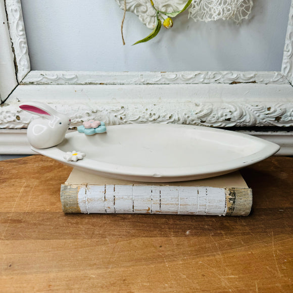 BUNNY VINTAGE PASTEL TRAY