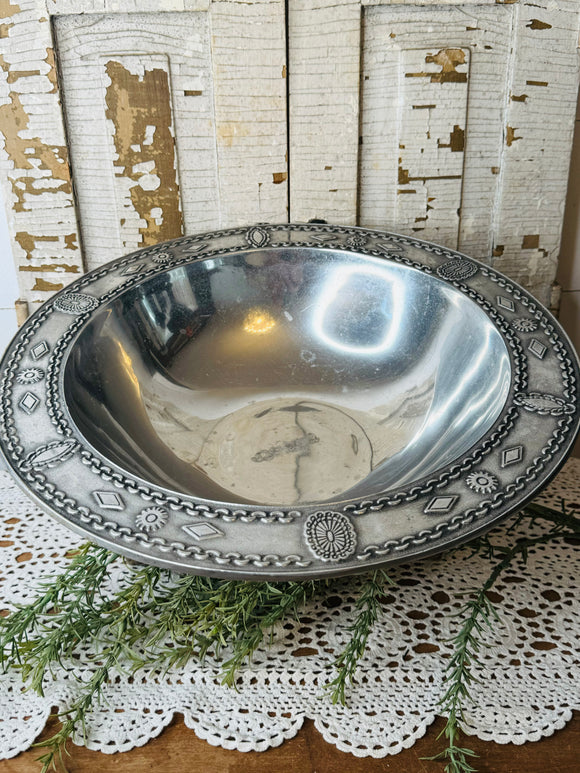 XL SILVER WILTON VINTAGE DETAILED BOWL