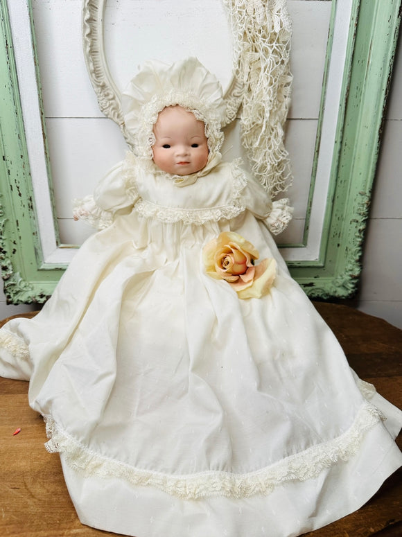 CHERUB BABY IN ORIGINAL CLOTHES VINTAGE