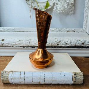 HAMMERED COPPER VINTAGE VASE