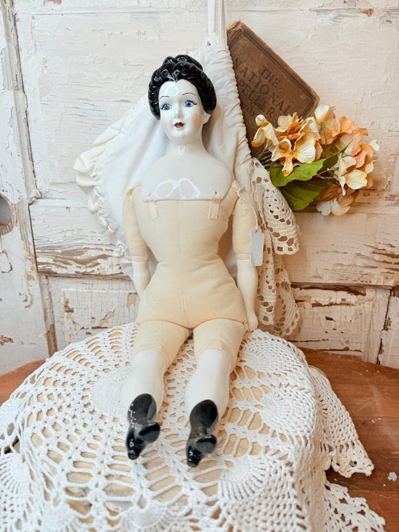 RARE 1800S PORCELAIN ANTIQUE GERMAN DOLL XL