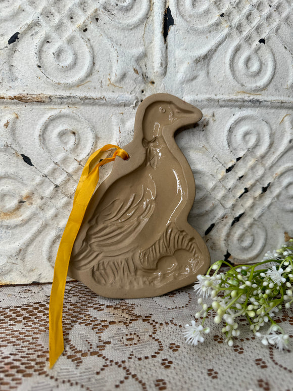 VINTAGE DUCK COOKIE MOULD