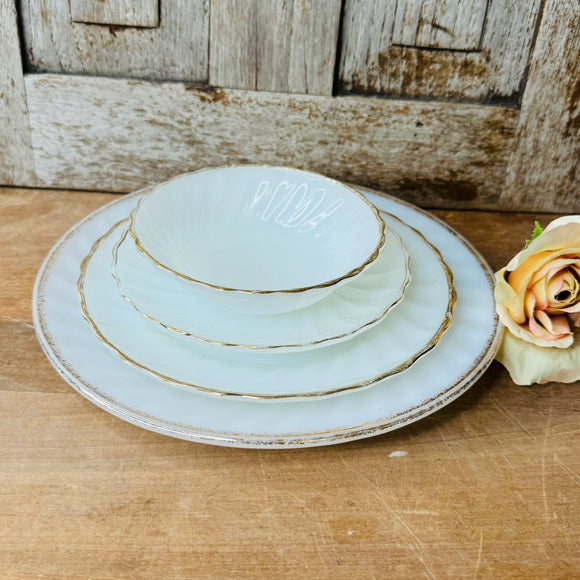 SET OF 4 DINNER SETTING VINTAGE MILK GLASS SWIRL GOLF FIREKING PLATES - 4 SETS AVAILABLE