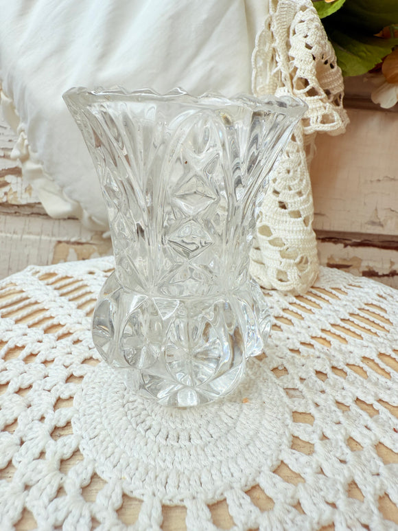 VINTAGE CRYSTAL CUT GLASS TOOTHPICK HOLDER