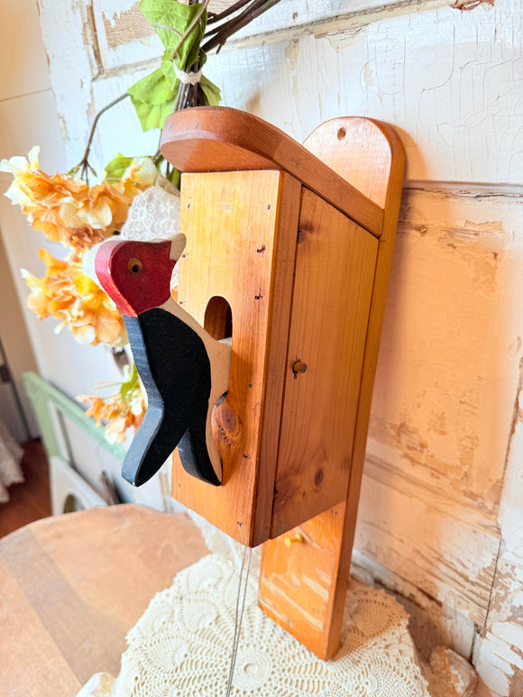 VINTAGE WOODEN WOODPECKER DECOR