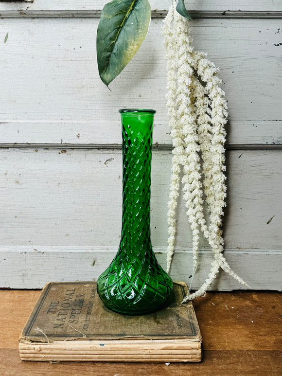 GREEN GLASS DETAILED VINTAGE VASE