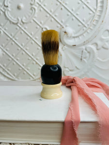 ANTIQUE SHAVING BRUSH