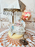 VINTAGE BOUDOIR LAMP WITH FIGURINE