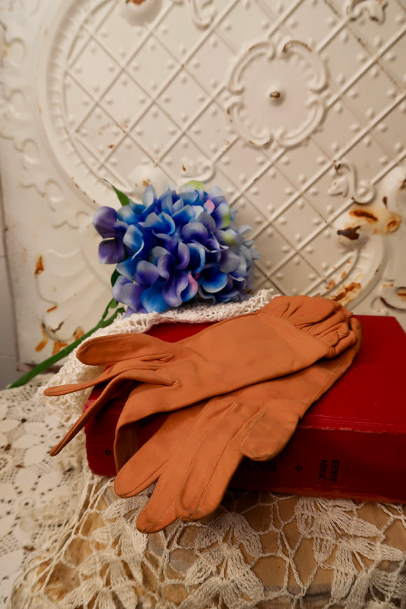 VINTAGE GLOVES #1