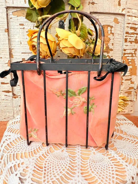 AMAZING RARE ANTIQUE IRON AND FABRIC PURSE
