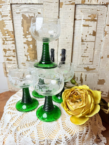 SET OF 5 LUMINARC FRANCE BEEHIVE STEM CORDIAL GLASSES
