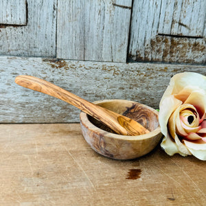 HAND CARVED OLIVE WOOD SUGAR / SALT / CONDIMENT BOWL WITH SPOON