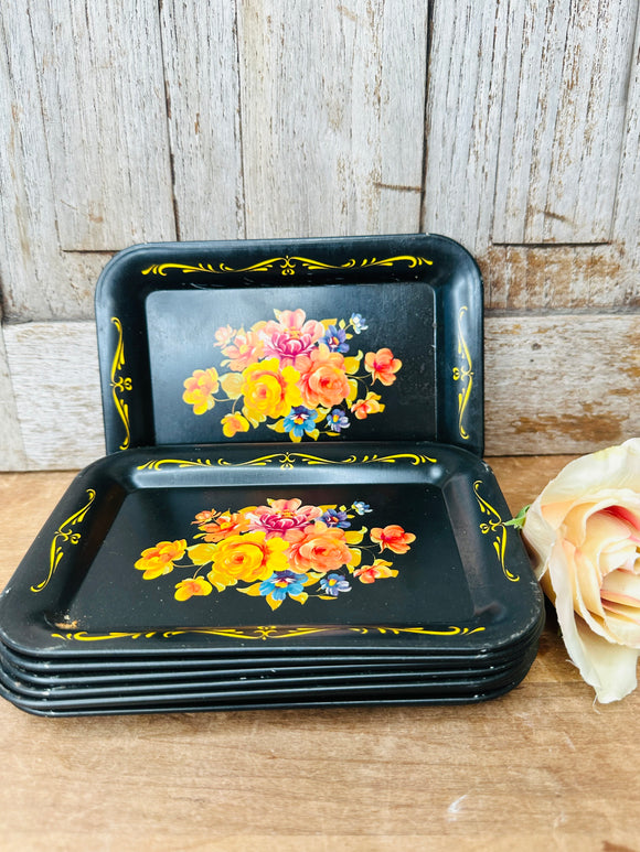 SET OF 10 TOILE TRAYS
