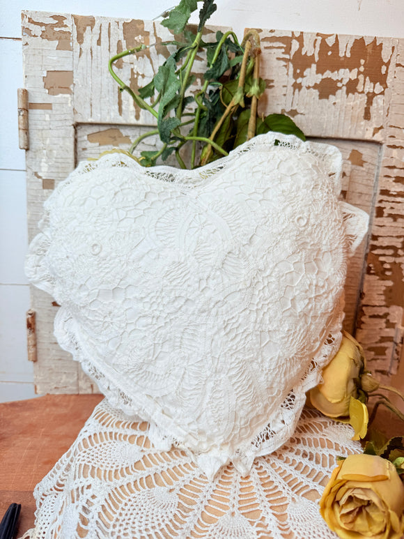 LACE VINTAGE HEART THROW PILLOW