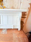 WHITE PEG SHELF