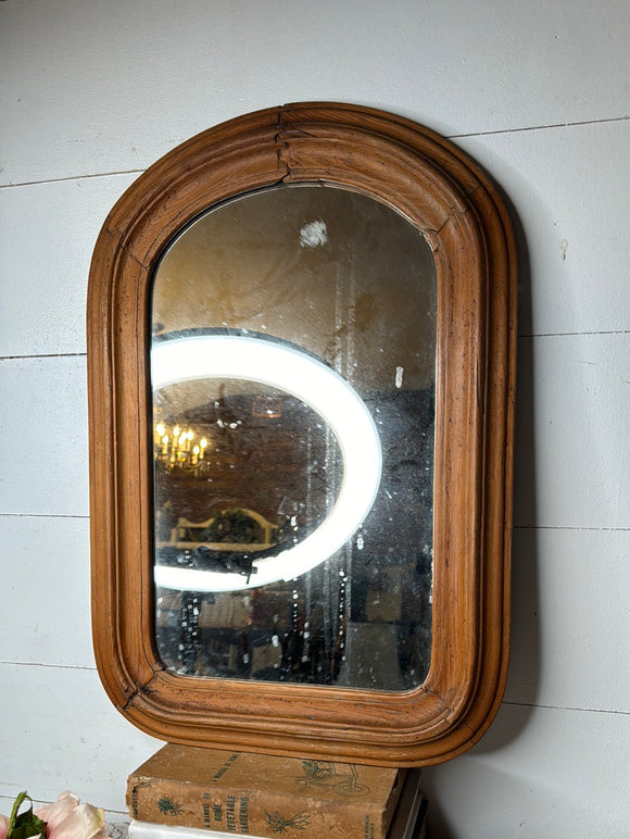 ANTIQUE WOOD ARCHED MIRROR