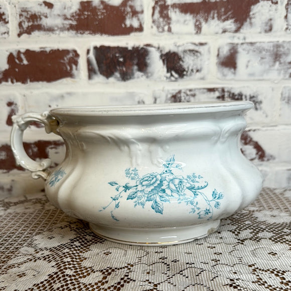 VINTAGE BLUE FLORAL ENGLAND CHAMBER POT