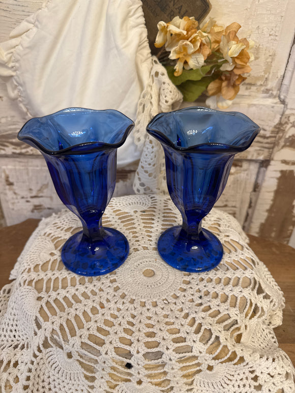 SET OF 2 VINTAGE COBALT BLUE SUNDAE GLASSES