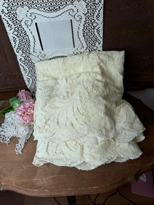 ANTIQUE LACE TABLECLOTH