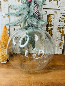 HANDBLOWN GLASS ORNATE PUMPKIN DECOR