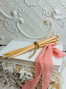 VINTAGE KNITTING NEEDLES - BLONDE #3