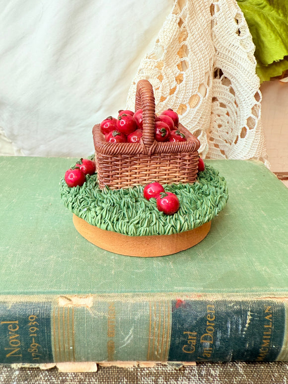 YANKEE CANDLE GLASS JAR CANDLE TOPPER - APPLES